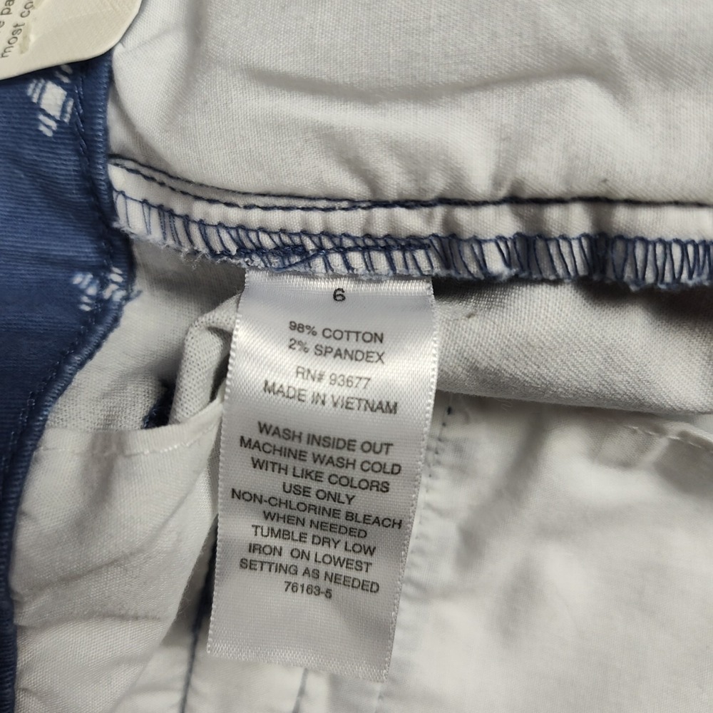 NWTS! a.n.a. Women's Size 6 Mid Rise Twill Chino Shorts  Blue Shiburi Geo Print - Picture 9 of 14